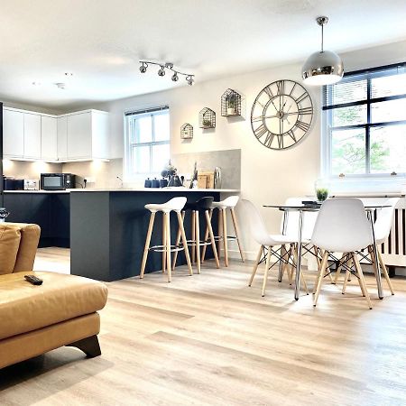 Stylish Central 2 Bedroom Apartment - Free Parking, Free Wifi Orkneje Exteriér fotografie