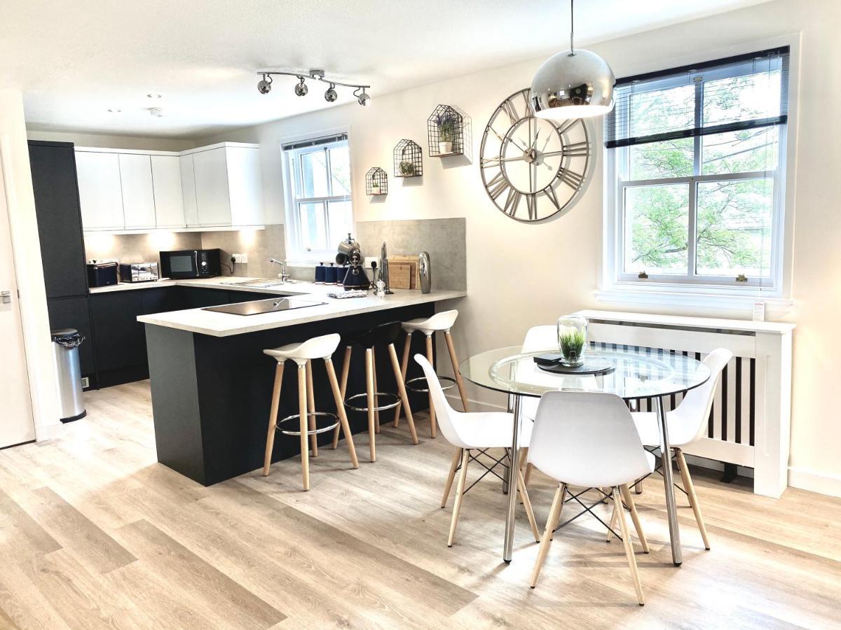 Stylish Central 2 Bedroom Apartment - Free Parking, Free Wifi Orkneje Exteriér fotografie