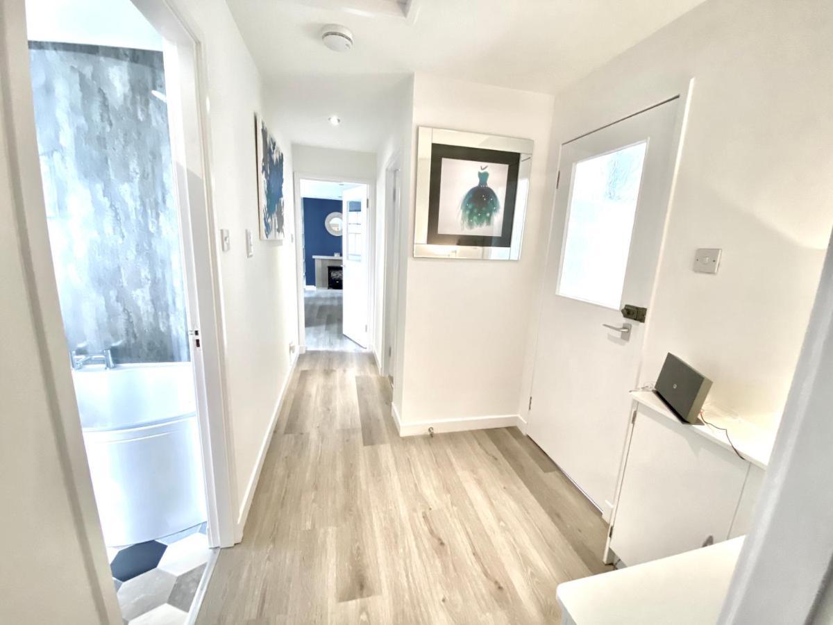 Stylish Central 2 Bedroom Apartment - Free Parking, Free Wifi Orkneje Exteriér fotografie
